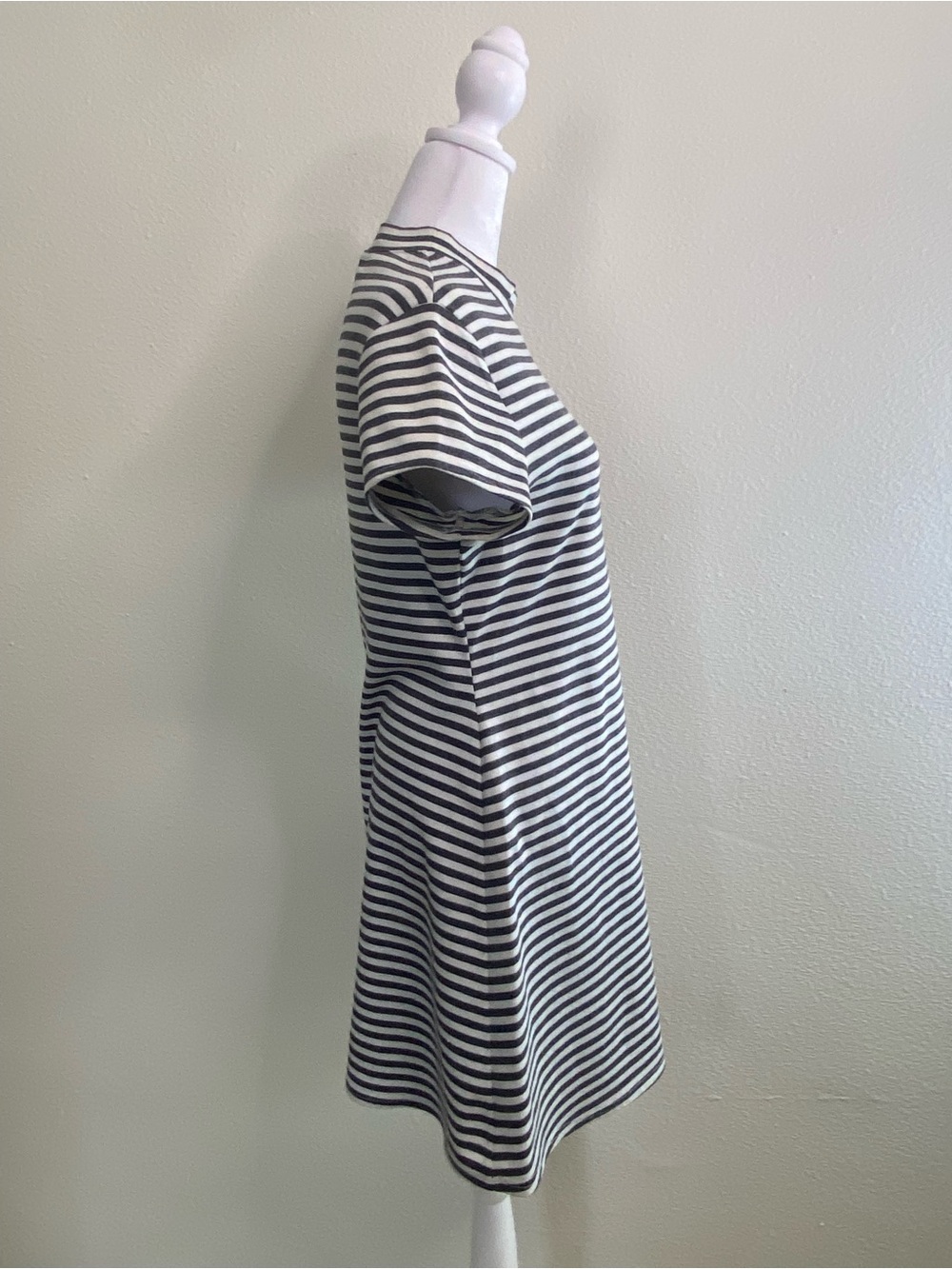 Free People FP Beach A-Line Dress M Mock Neck White Gray Striped Coastal Preppy - Picture 3 of 11